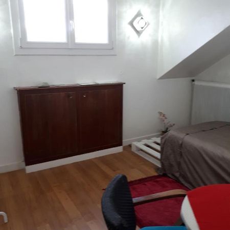Ndp Family Hotel Montigny-les-Cormeilles Ngoại thất bức ảnh